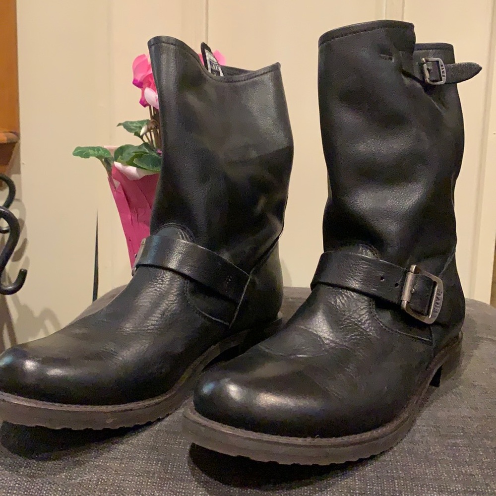 Frye calf height boots - super cute!